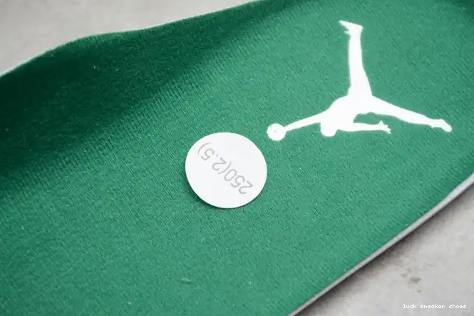 Reps LUCY Air Green 4 CT8527-113 Pine Jordan 0429